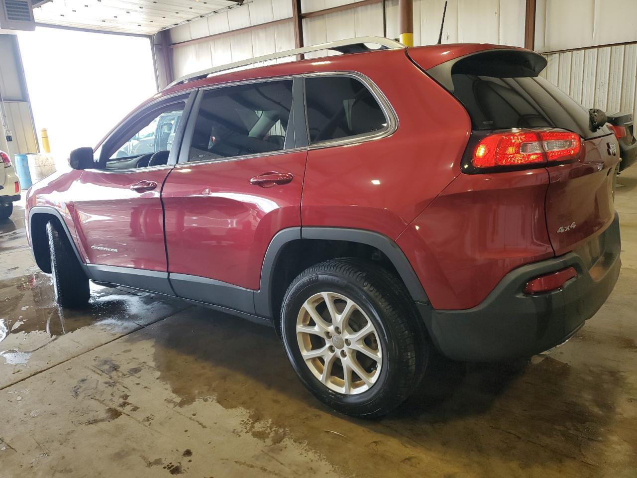 2017 Jeep Cherokee Latitude - Image 2