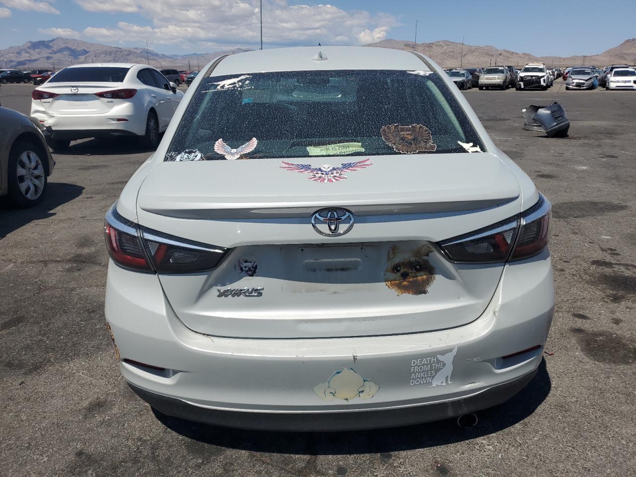 2020 Toyota Yaris L - Фото 6