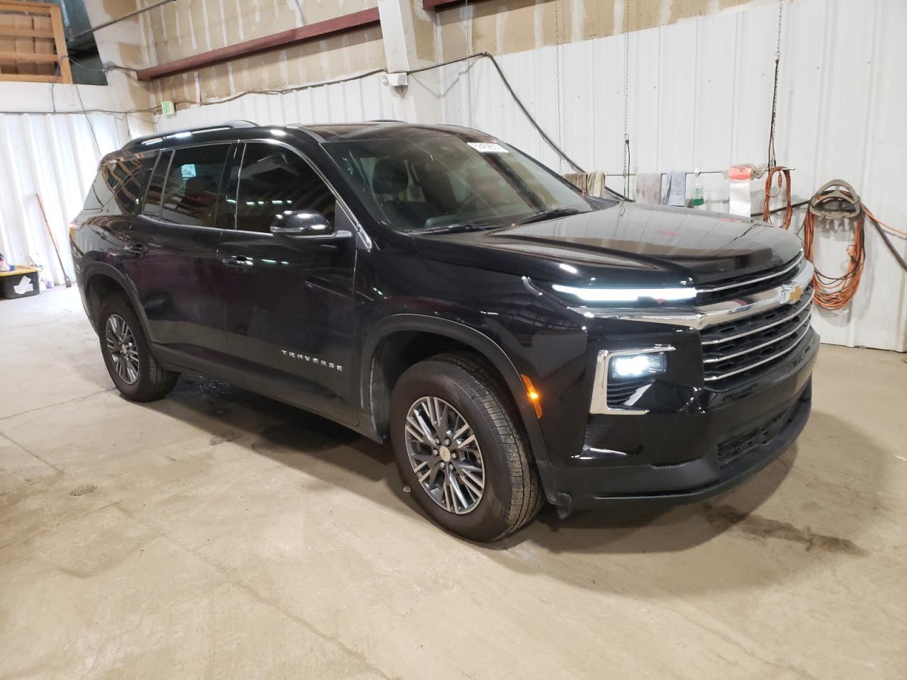 2025 Chevrolet Traverse Lt - Image 4
