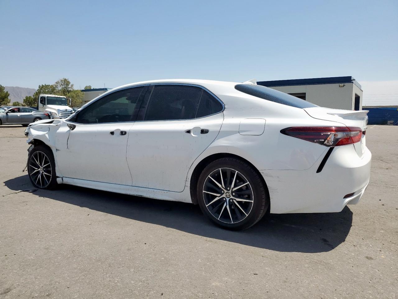 2021 Toyota Camry Se - Image 2