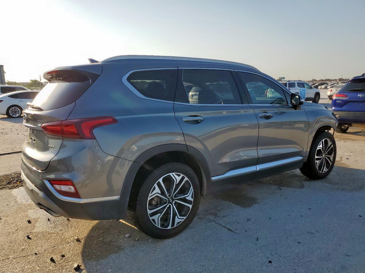 2019 Hyundai Santa Fe Ultimate 2.0T - Фото 3