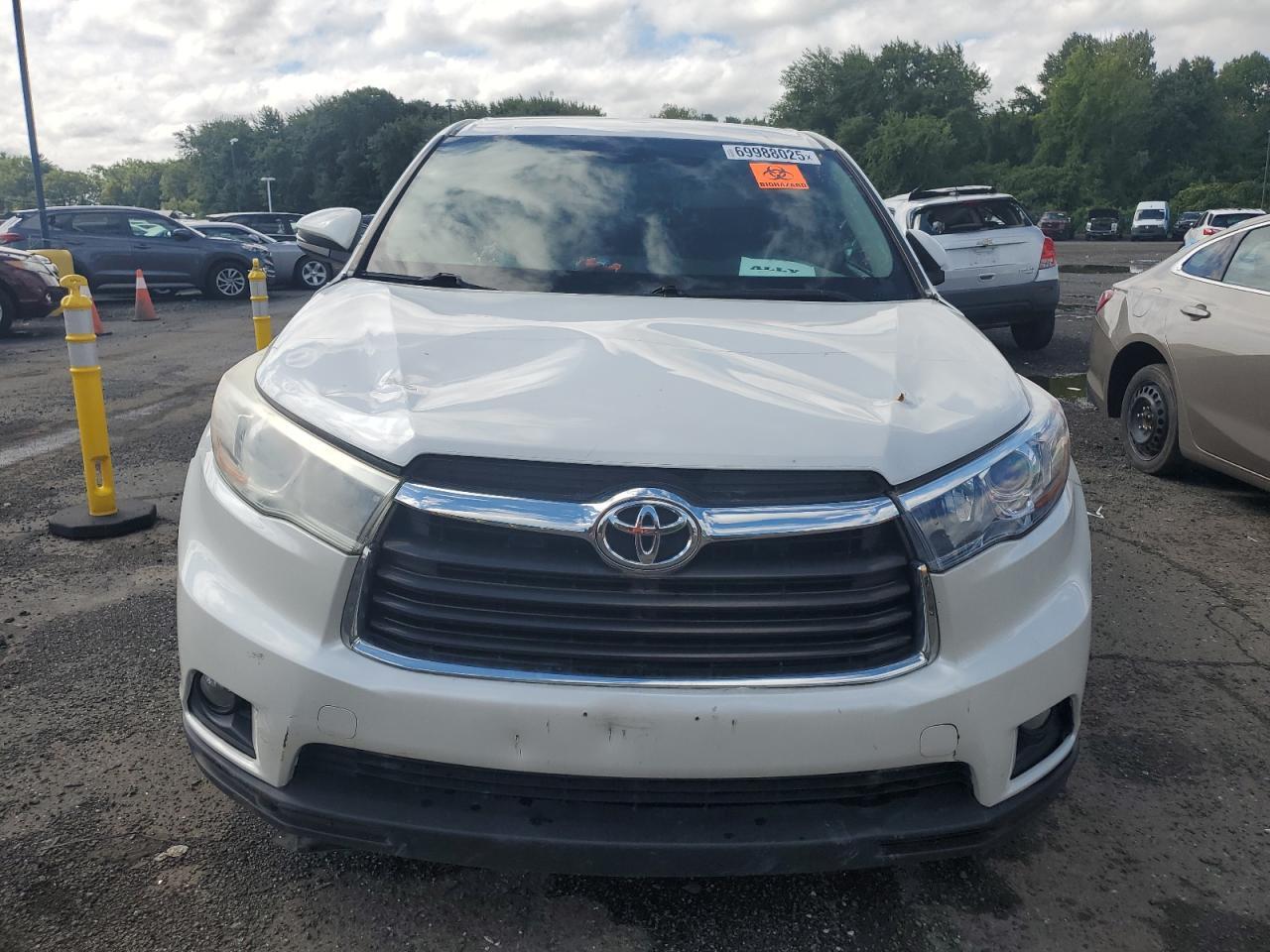 2015 Toyota Highlander Le - Фото 5