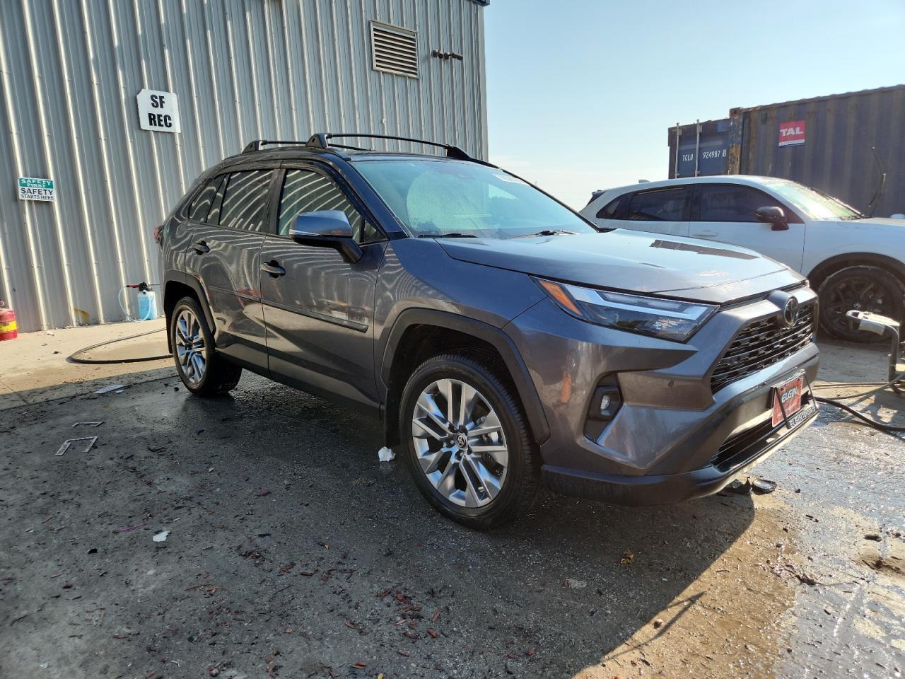 2024 Toyota Rav4 Xle Premium - Image 4