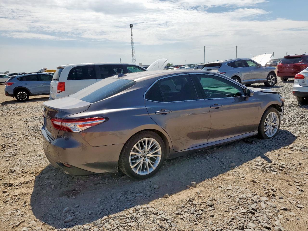 2019 Toyota Camry L - Image 3