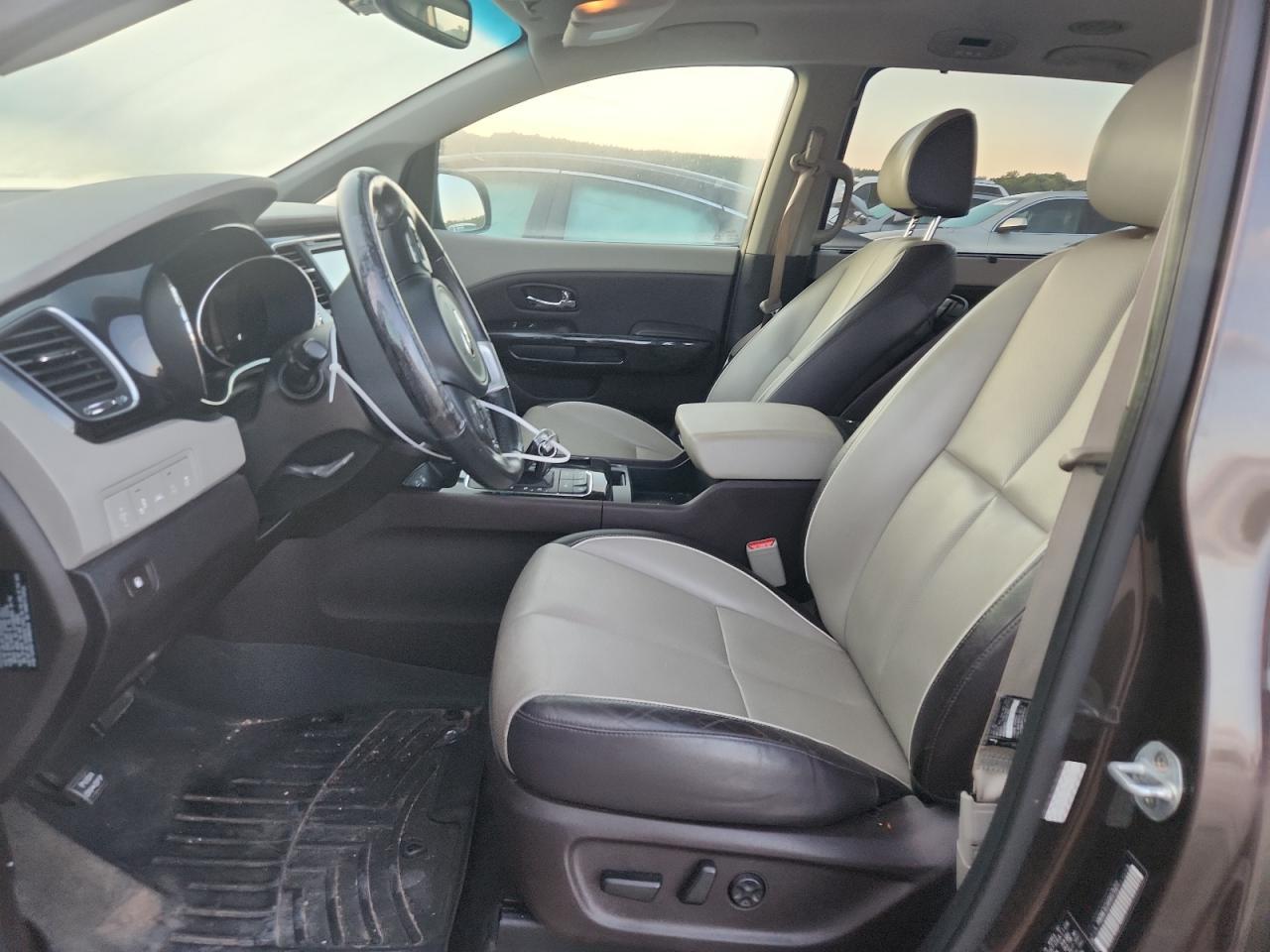 2016 Kia Sedona Sxl - Фото 7