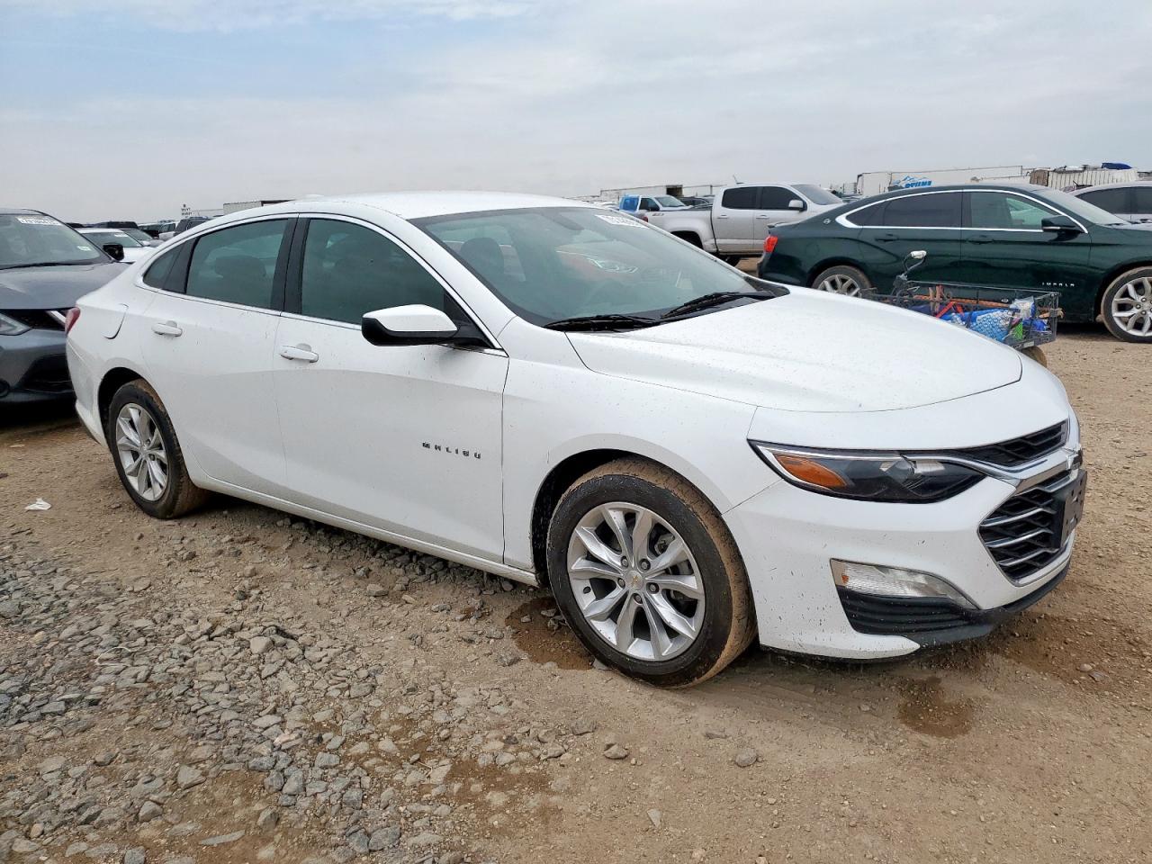 2022 Chevrolet Malibu Lt - Фото 4