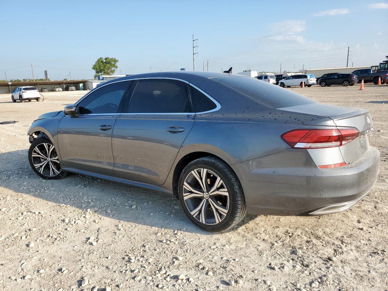 2021 Volkswagen Passat Se - Image 2