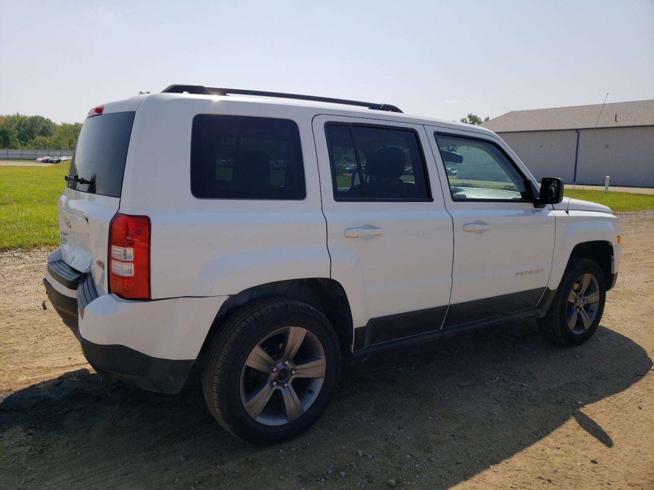 2015 Jeep Patriot Latitude - Фото 3