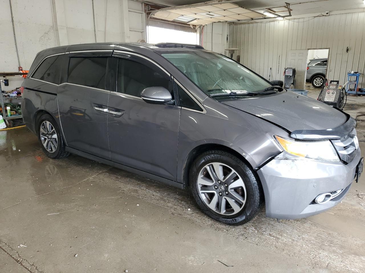 2014 Honda Odyssey Touring - Фото 4
