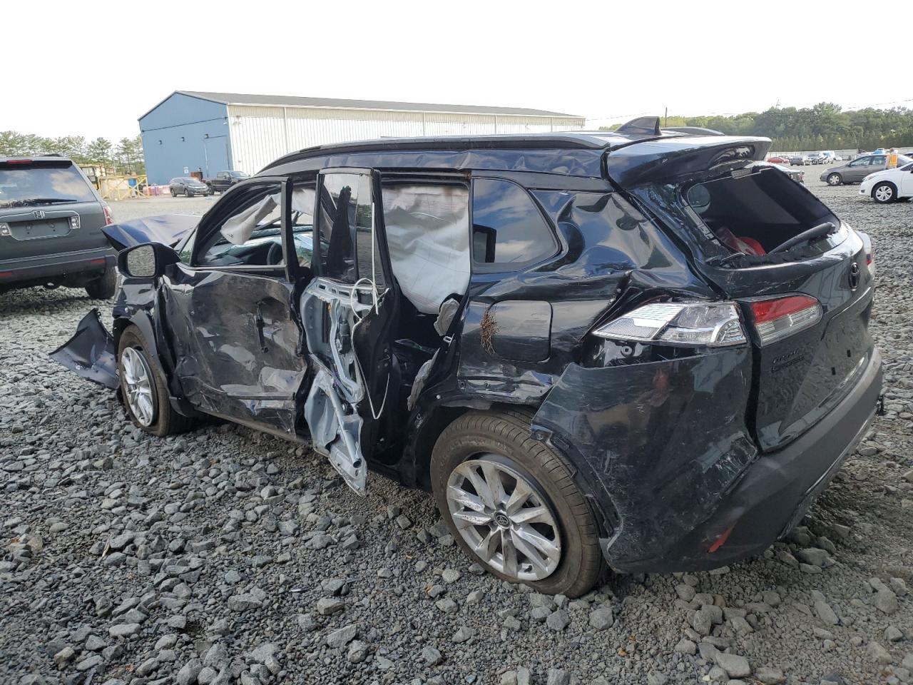 2024 Toyota Corolla Cross Le - Фото 2