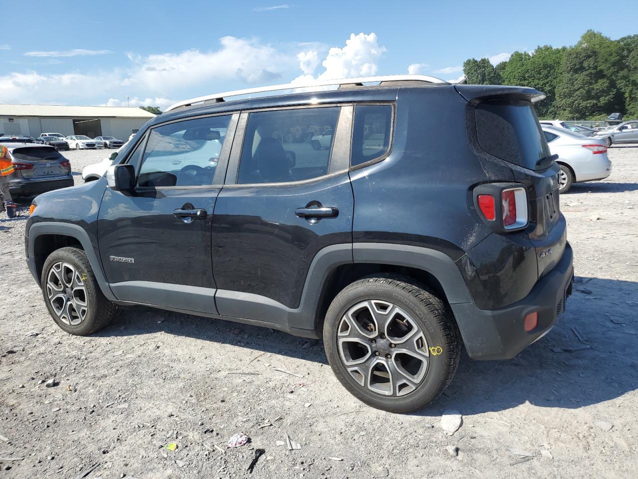 2017 Jeep Renegade Limited - Фото 2
