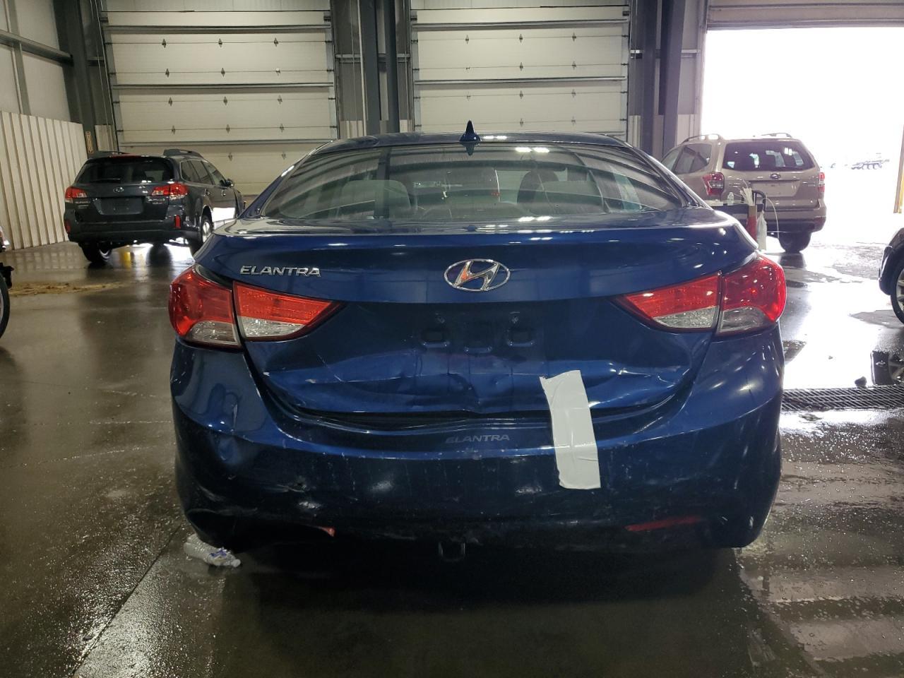 2013 Hyundai Elantra Gls - Фото 6