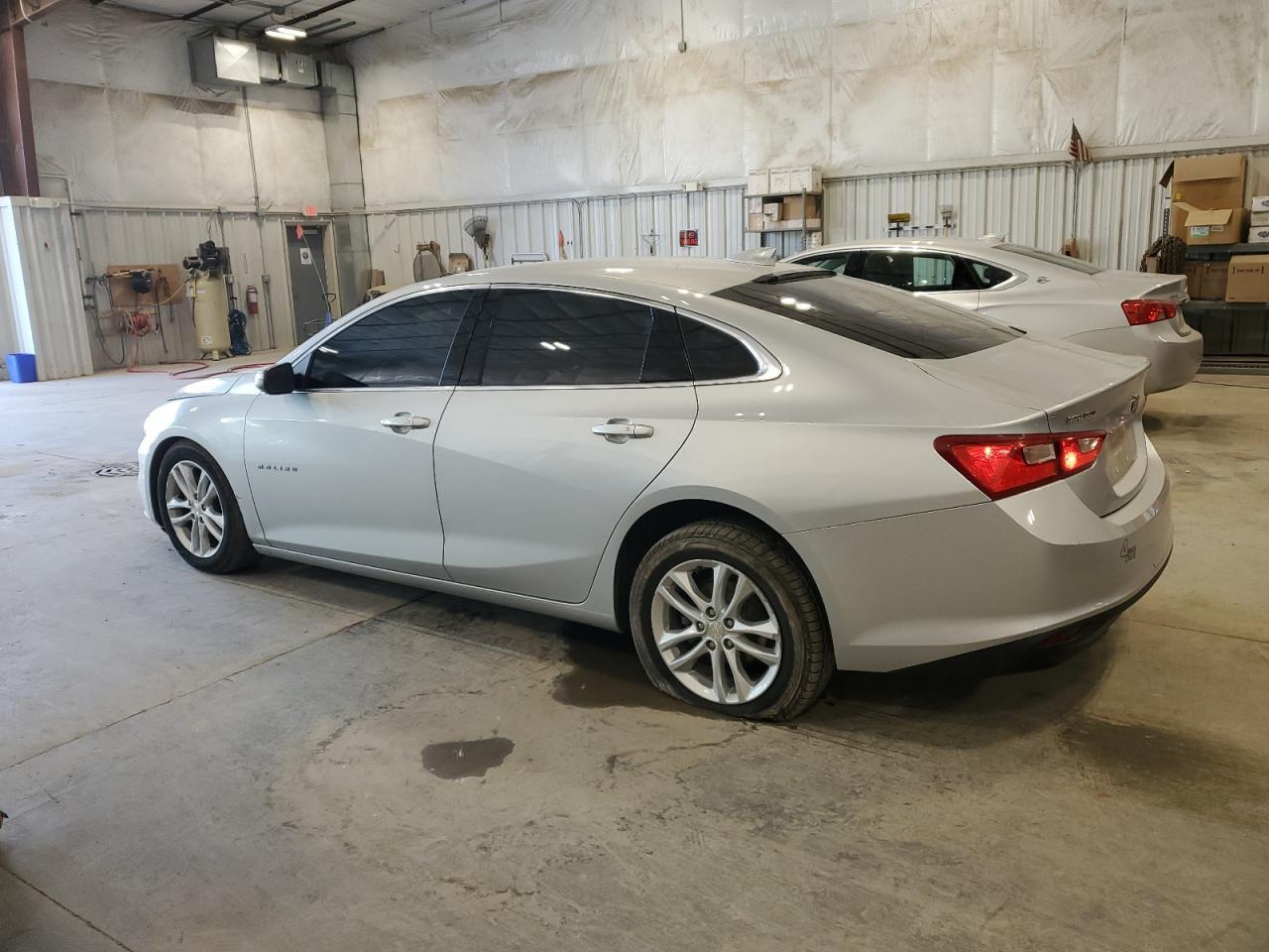 2018 Chevrolet Malibu Lt - Фото 2