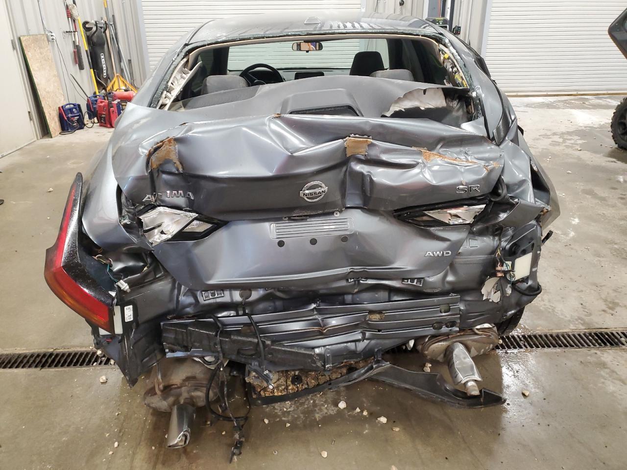 2020 Nissan Altima Sr - Фото 6