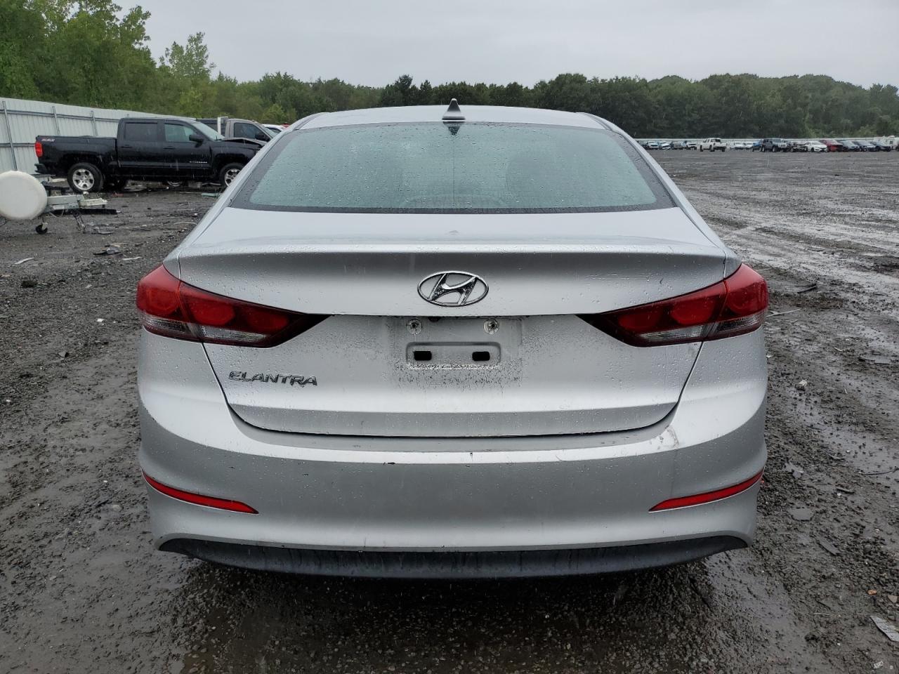 2017 Hyundai Elantra Se - Image 6