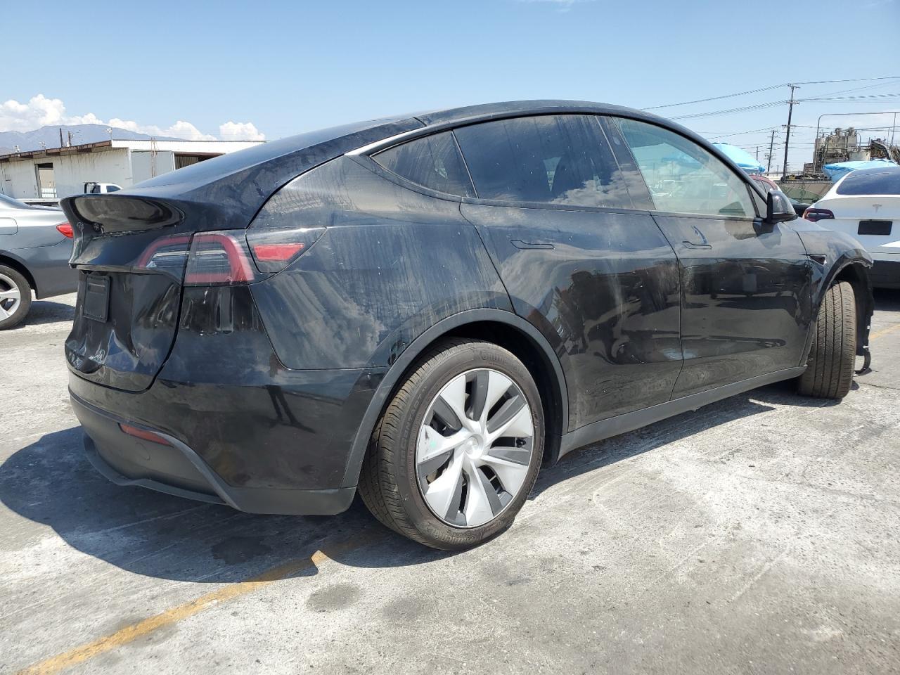 2024 Tesla Model Y - Image 3