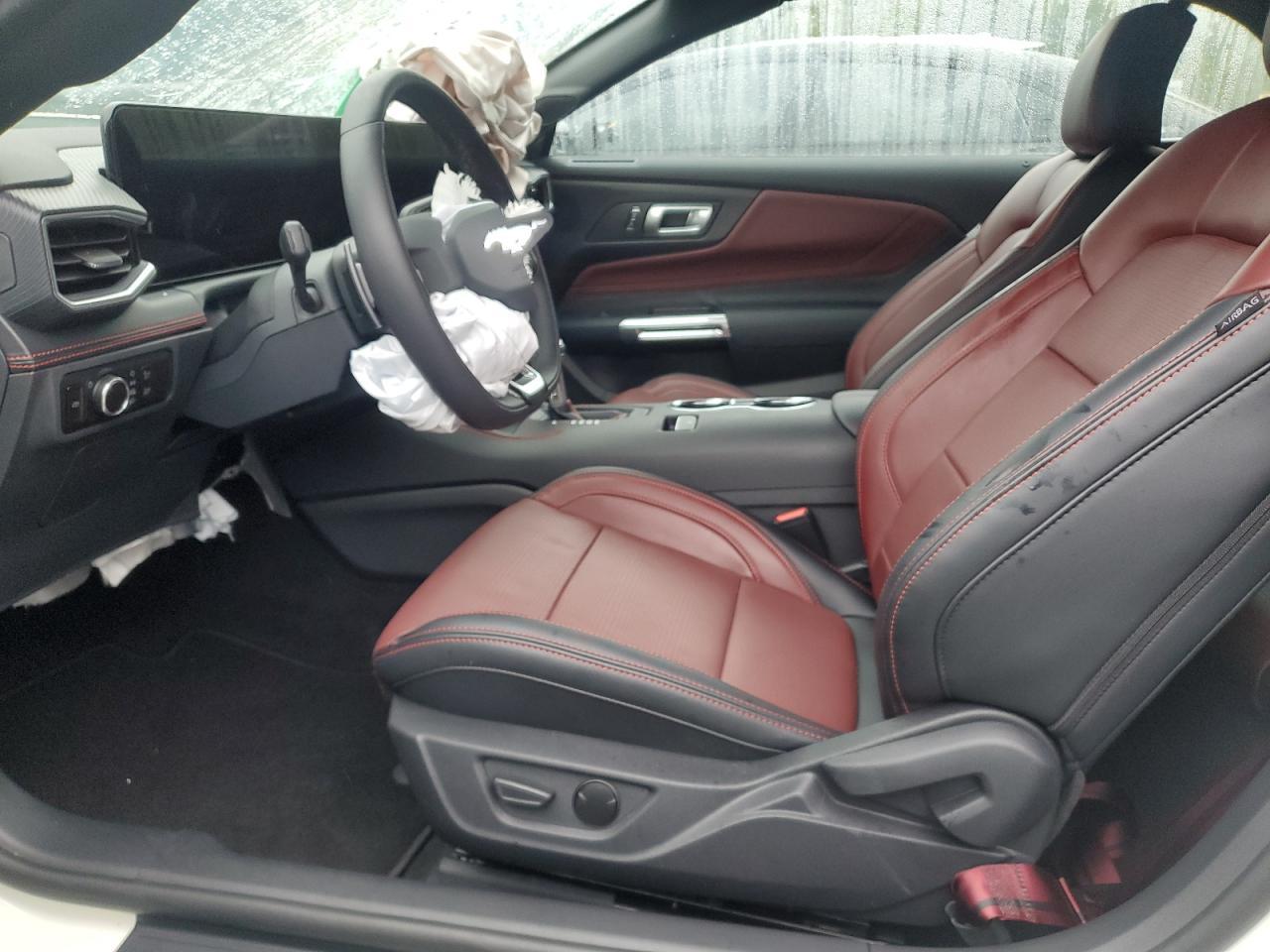 2025 Ford Mustang Gt - Image 7