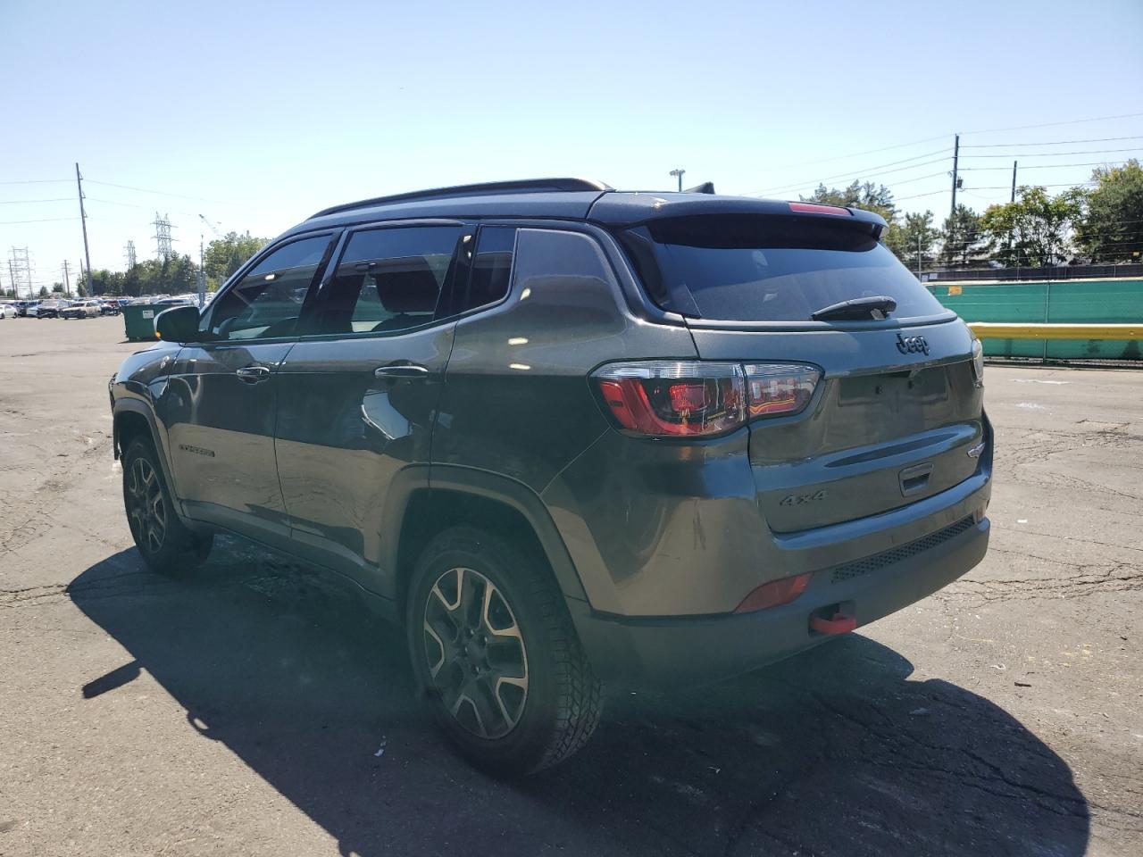 2019 Jeep Compass Trailhawk - Image 2