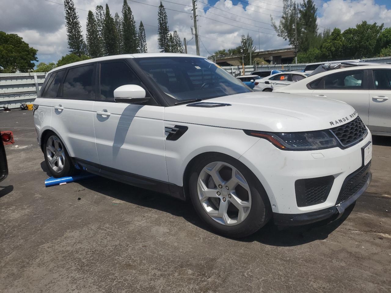 2020 Land Rover Range Rover Sport Hse - Image 4