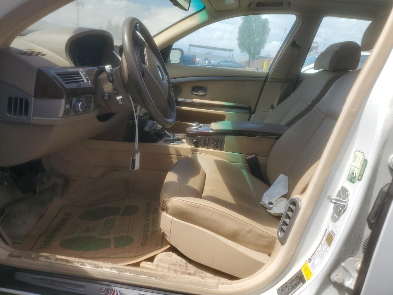 2007 BMW 750 - Фото 7