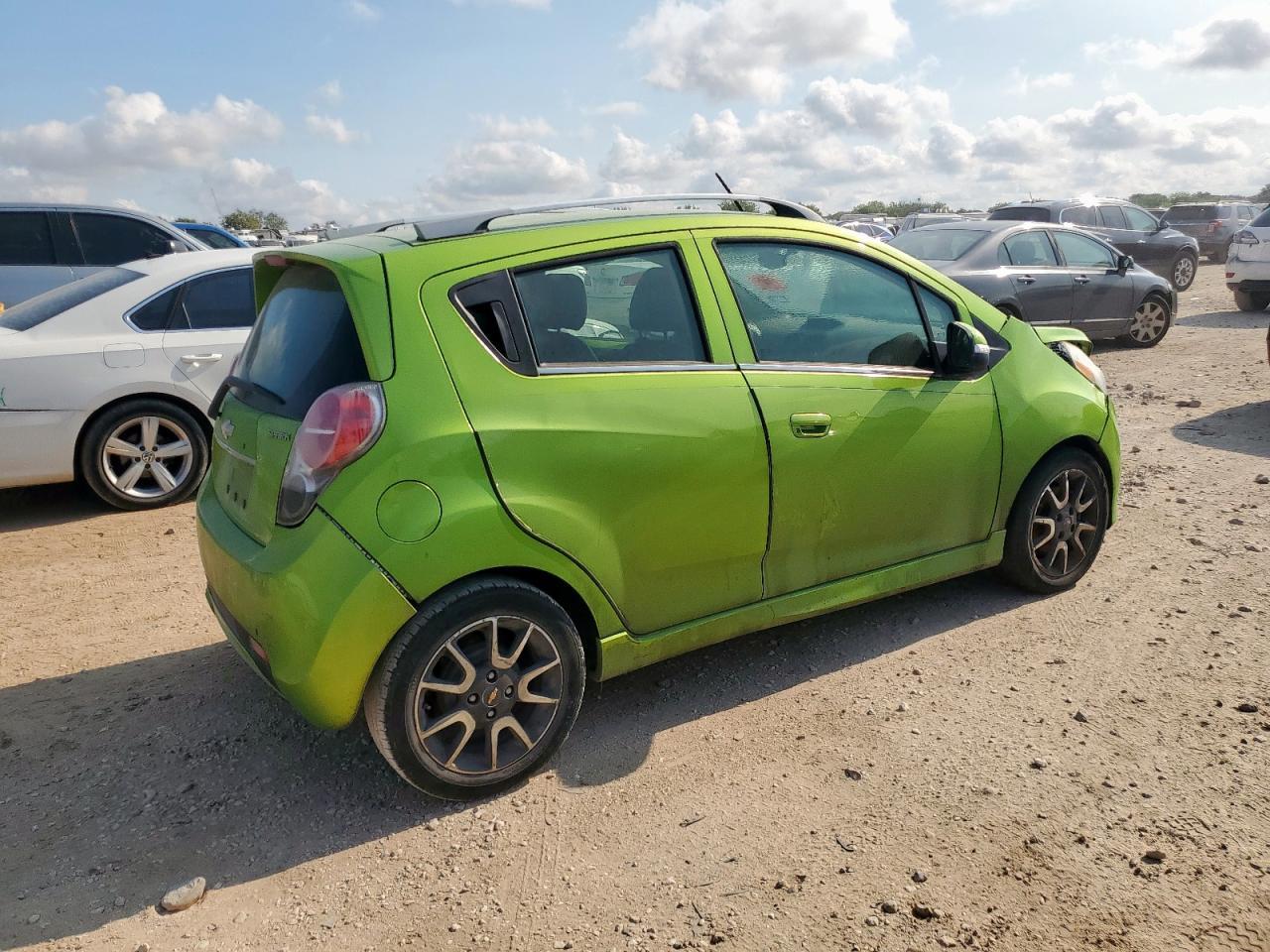 2014 Chevrolet Spark 2Lt - Фото 3