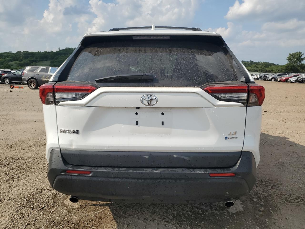 2025 Toyota Rav4 Le - Фото 6