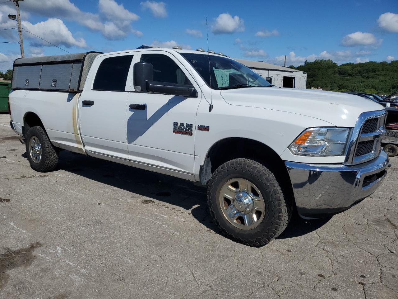 2016 Ram 2500 St - Image 4
