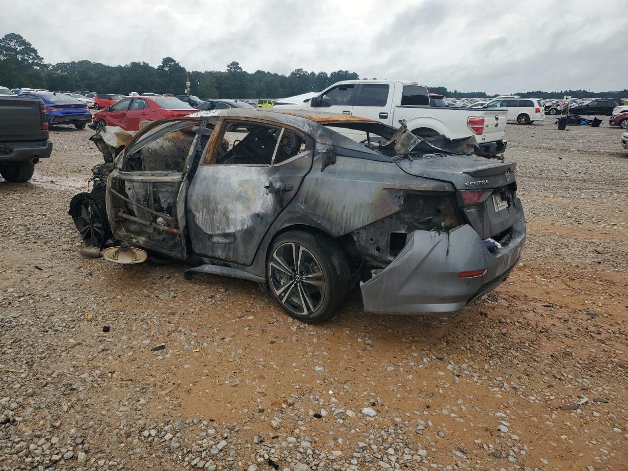 2023 Nissan Sentra Sr - Фото 2