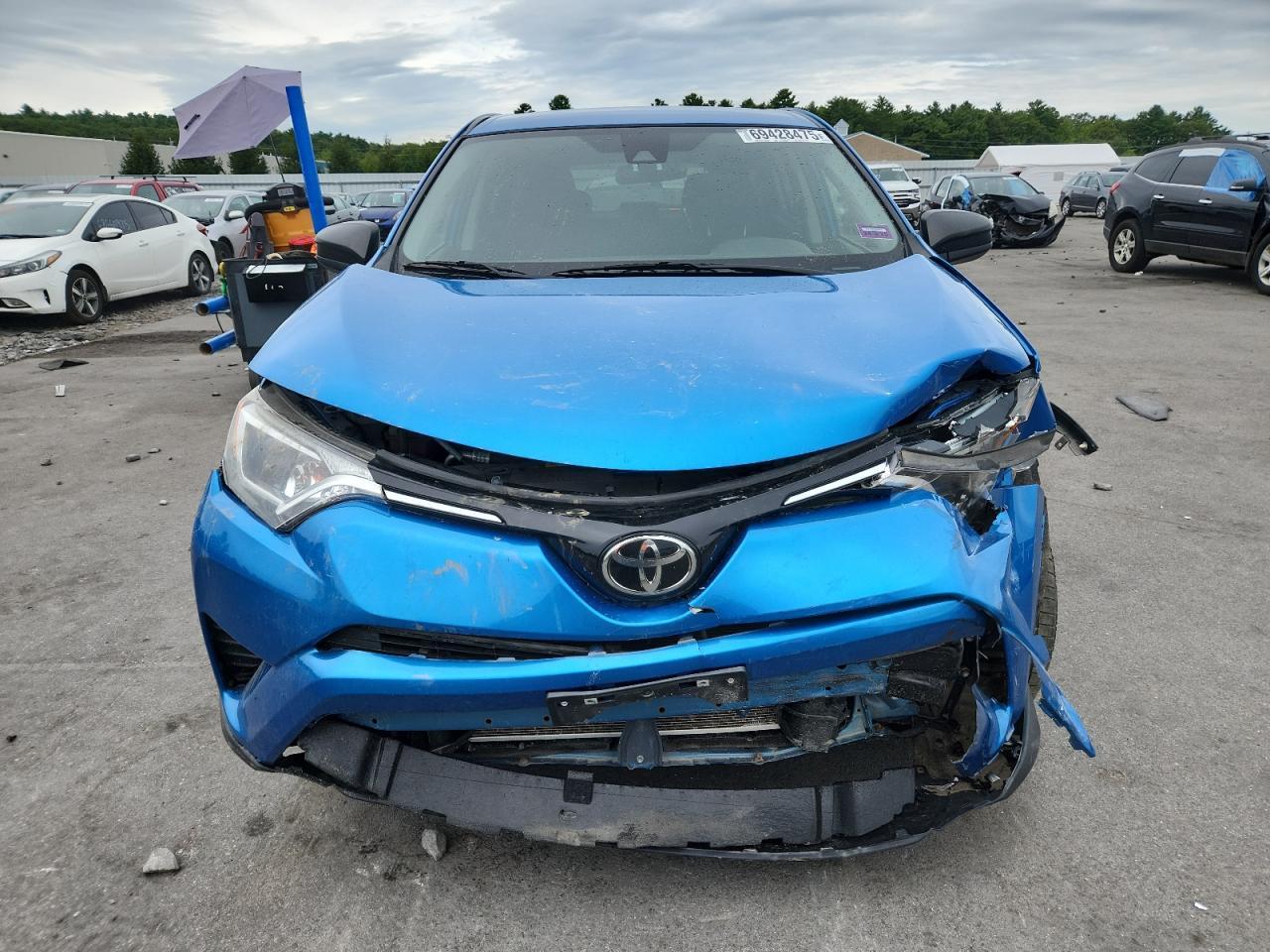 2018 Toyota Rav4 Le - Image 5