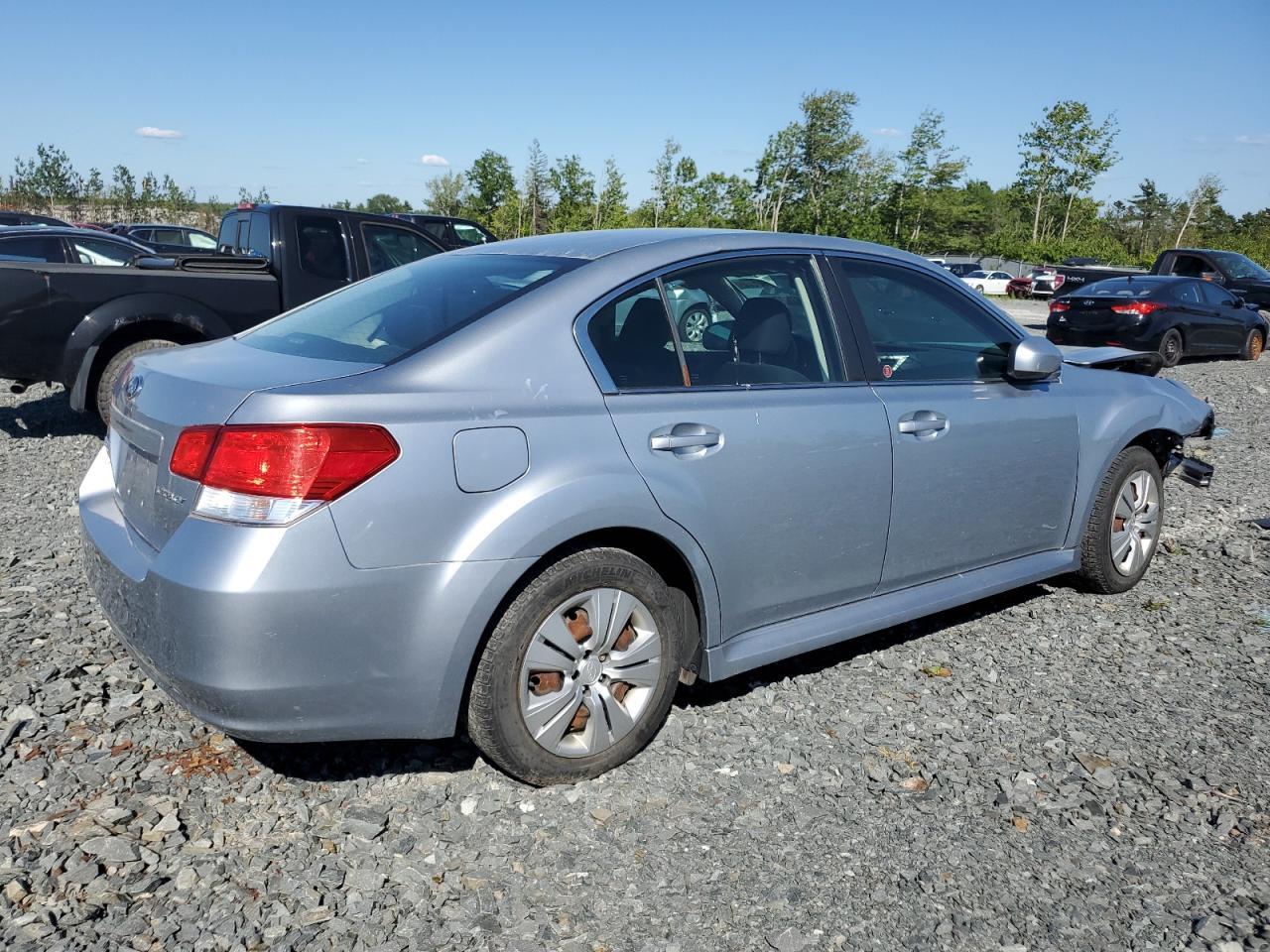 2013 Subaru Legacy 2.5I - Фото 3