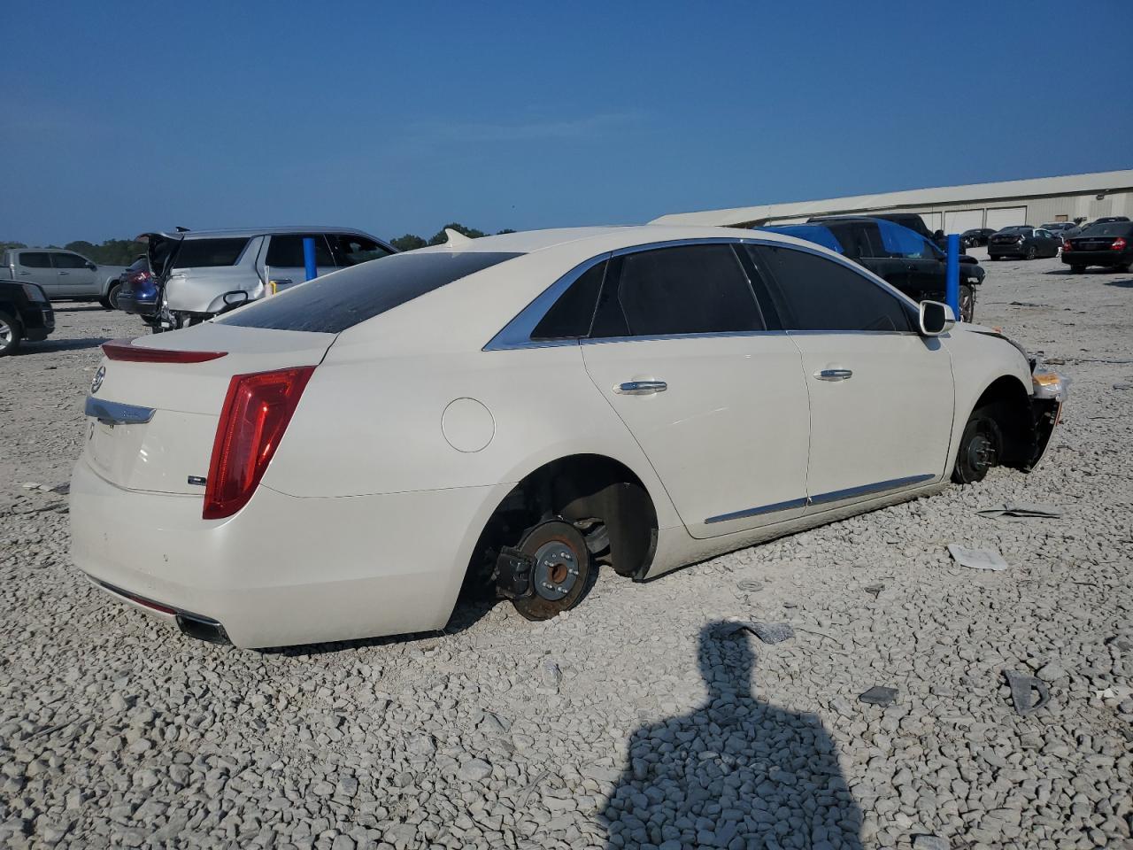 2013 Cadillac Xts Platinum - Image 3
