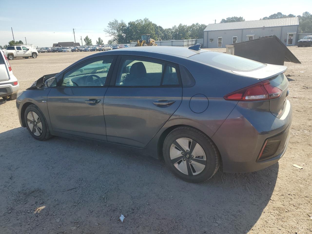 2018 Hyundai Ioniq Blue - Image 2