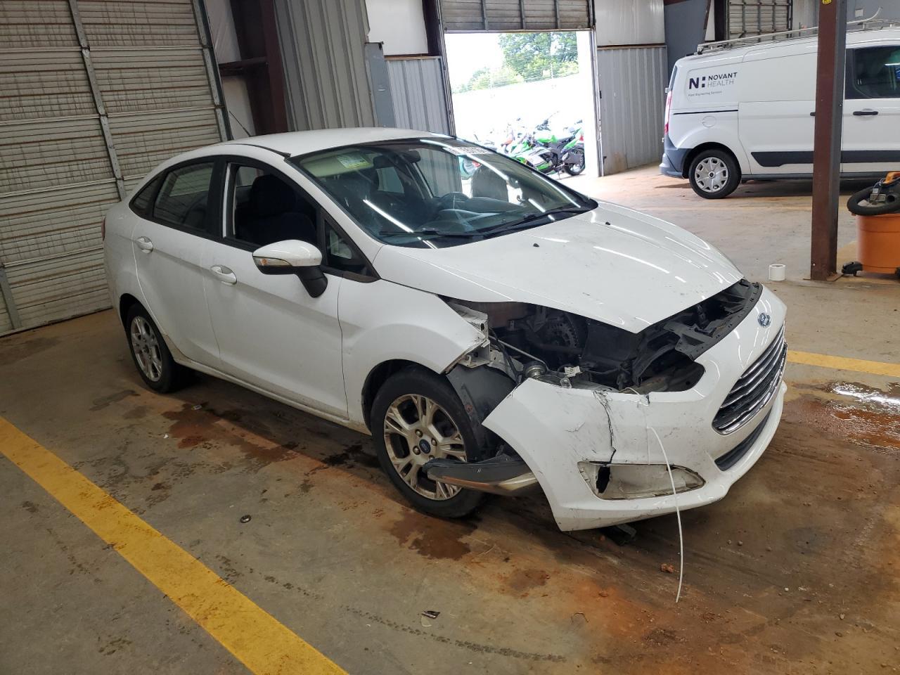 2014 Ford Fiesta Se - Фото 4