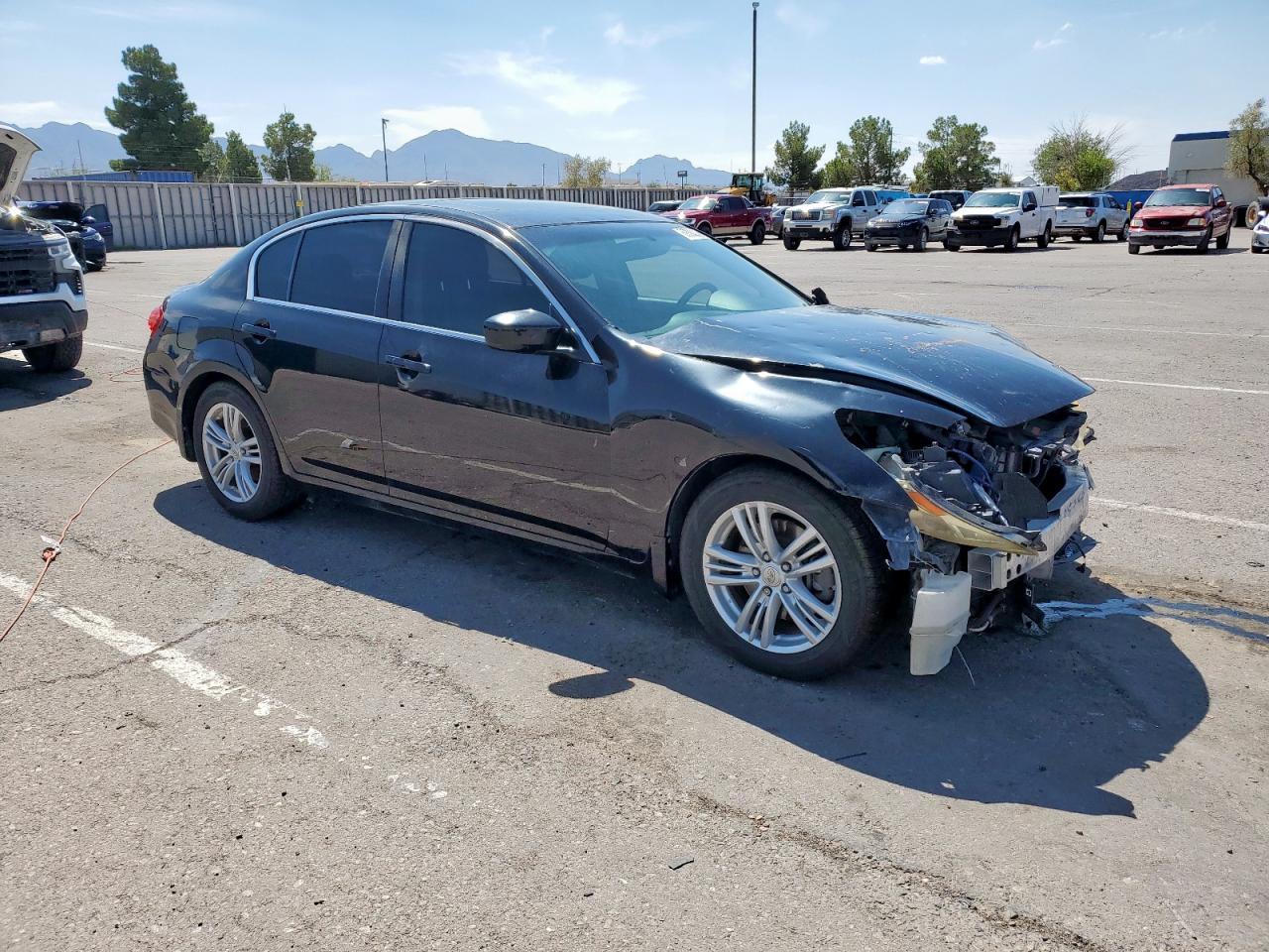2013 Infiniti G37 Base - Фото 4