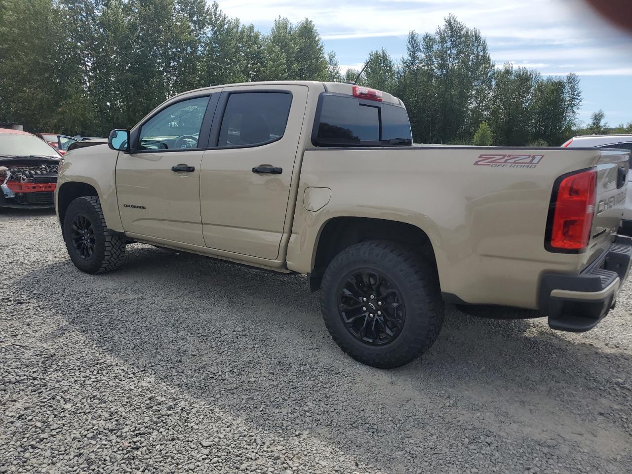 2022 Chevrolet Colorado Z71 - Фото 2