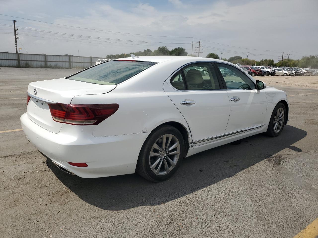 2013 Lexus Ls 460 - Image 3