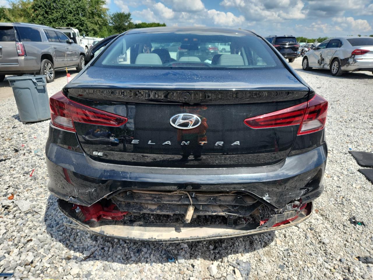 2020 Hyundai Elantra Se - Фото 6