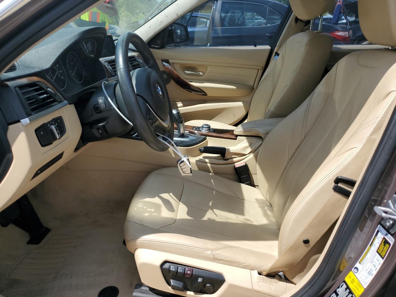 2013 BMW 335 Xi - Фото 7