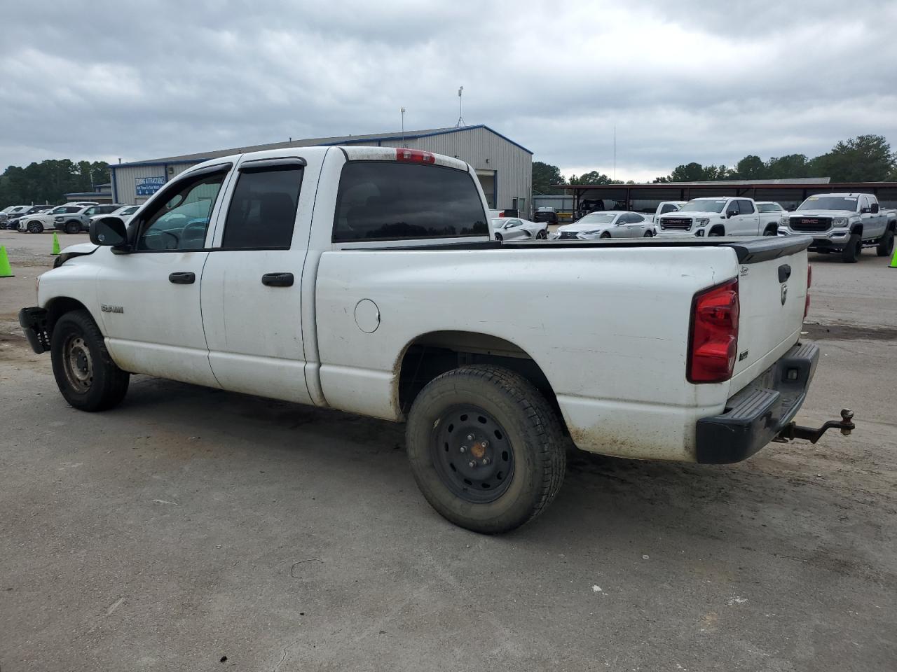 2008 Dodge Ram 1500 St - Фото 2
