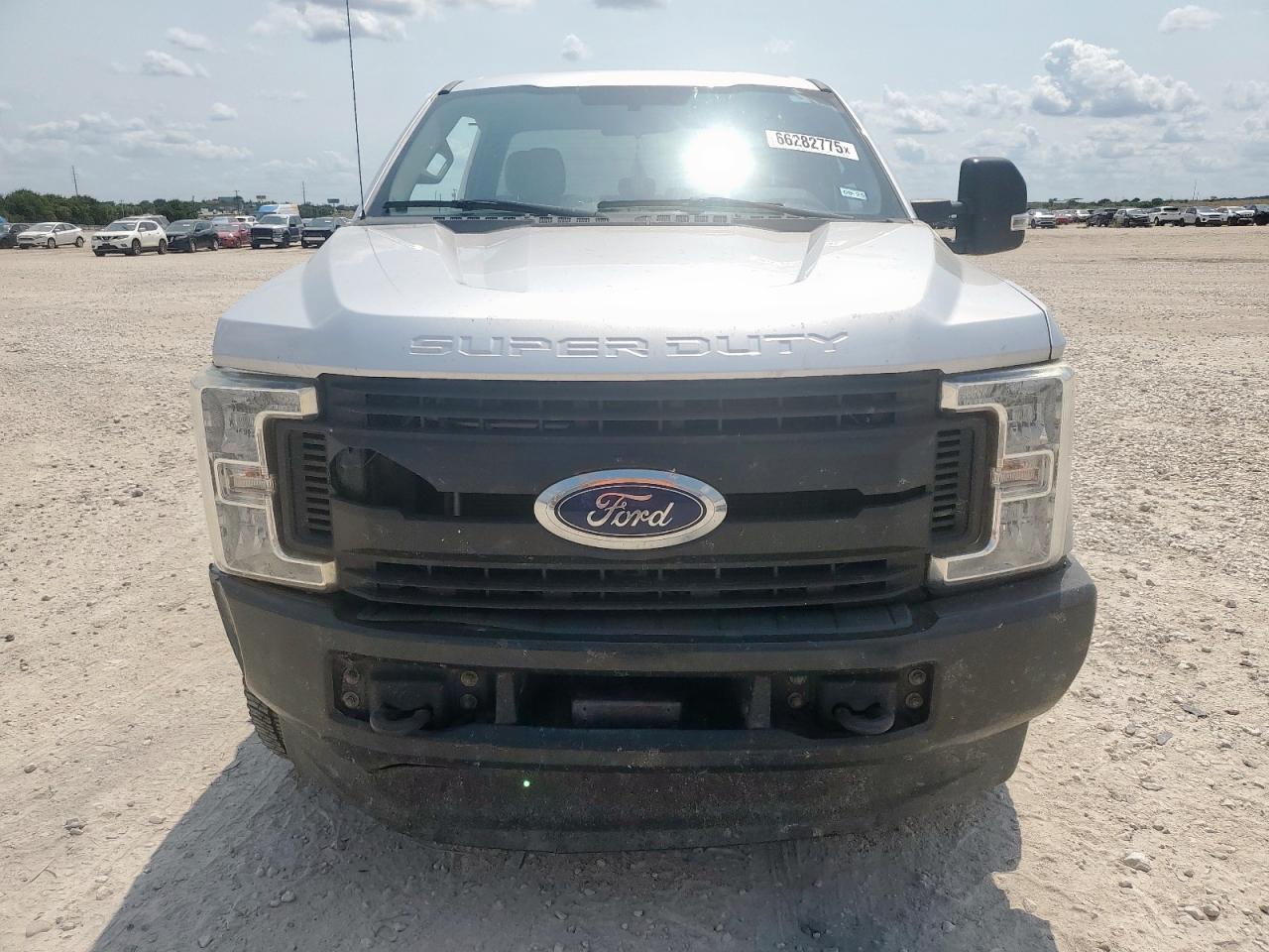 2019 Ford F250 Super Duty - Image 5