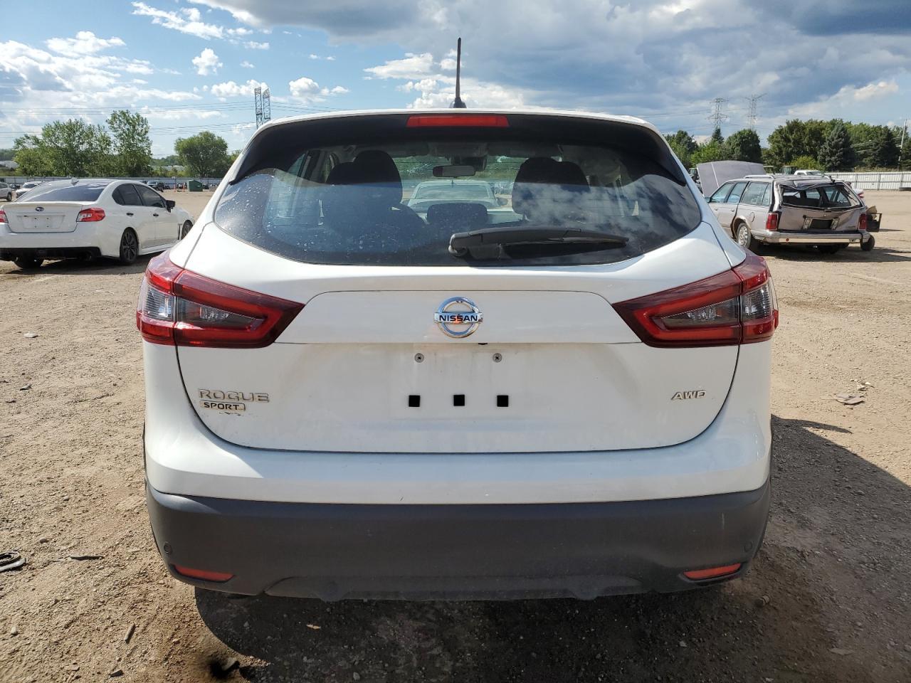 2022 Nissan Rogue Sport S - Фото 6