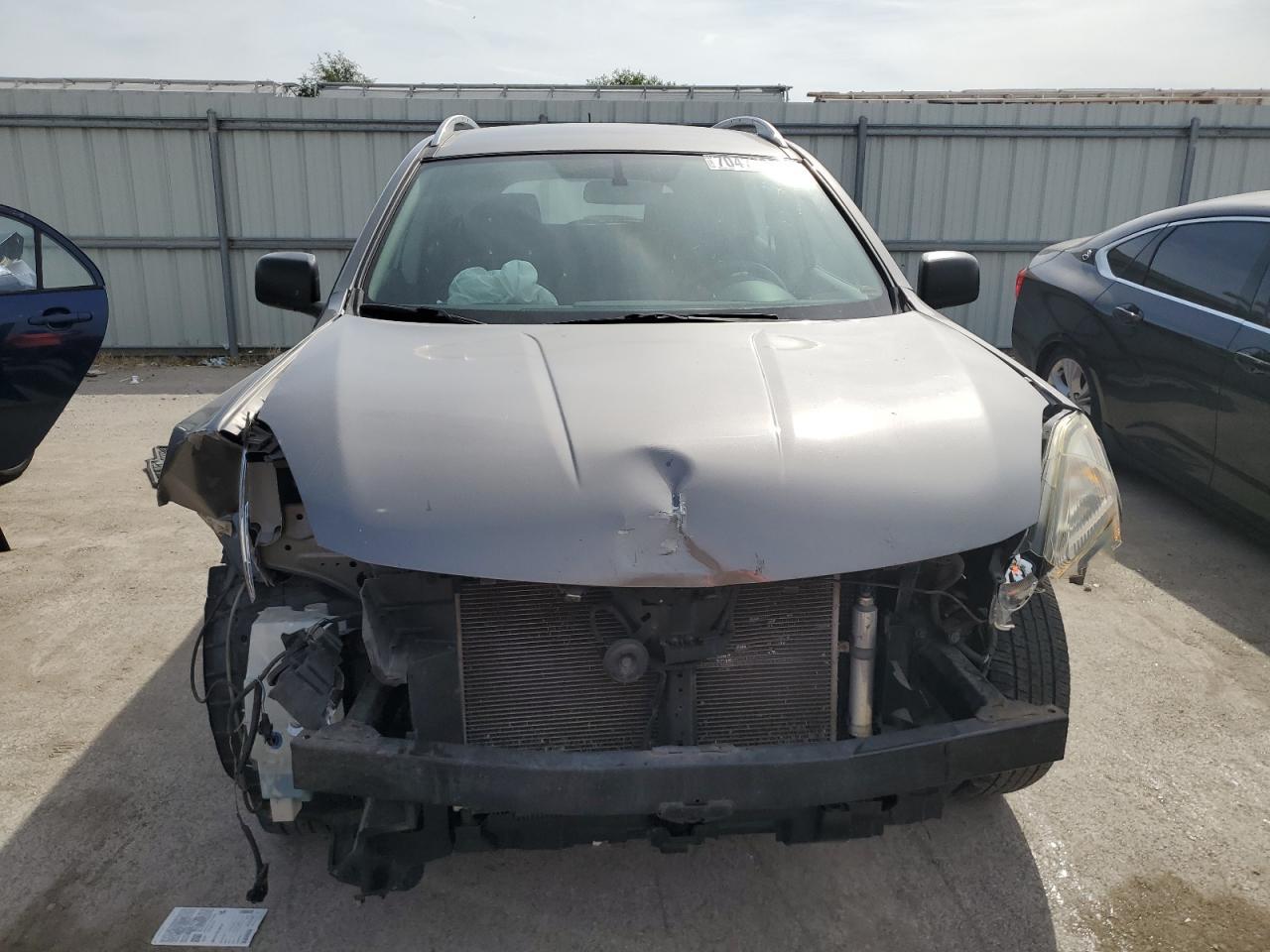 2014 Nissan Rogue Select S - Image 5