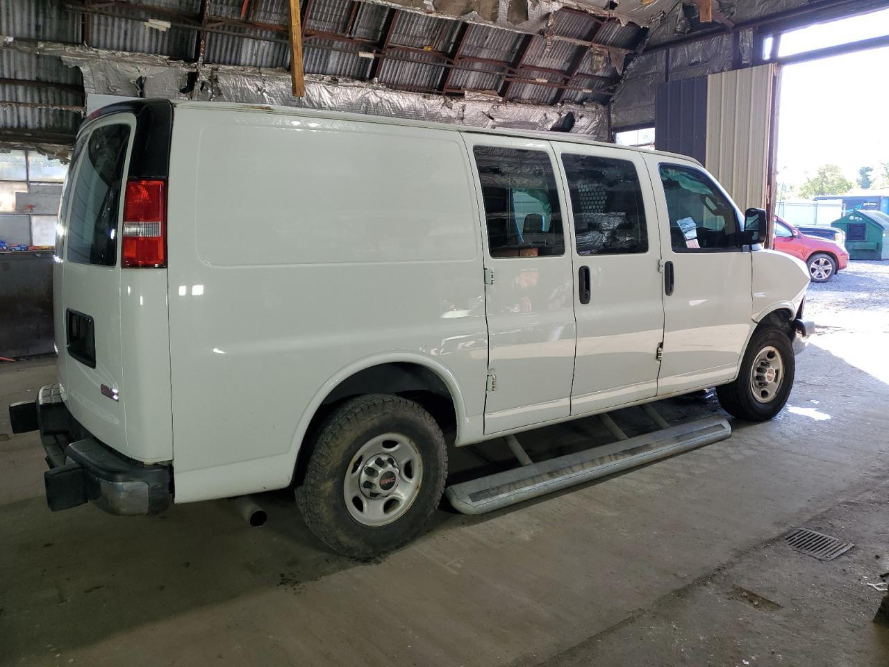 2019 GMC Savana G2500 - Image 3