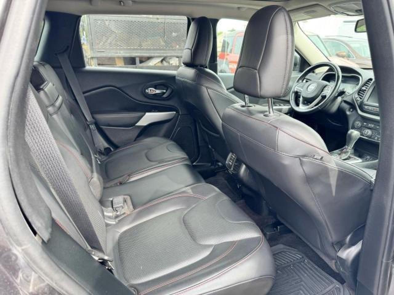 2018 Jeep Cherokee Trailhawk - Фото 6