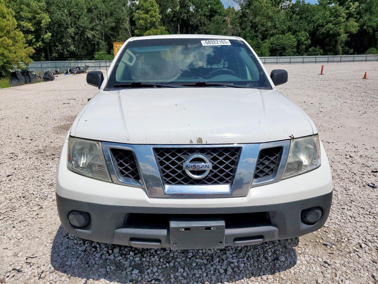 2017 Nissan Frontier S - Image 5