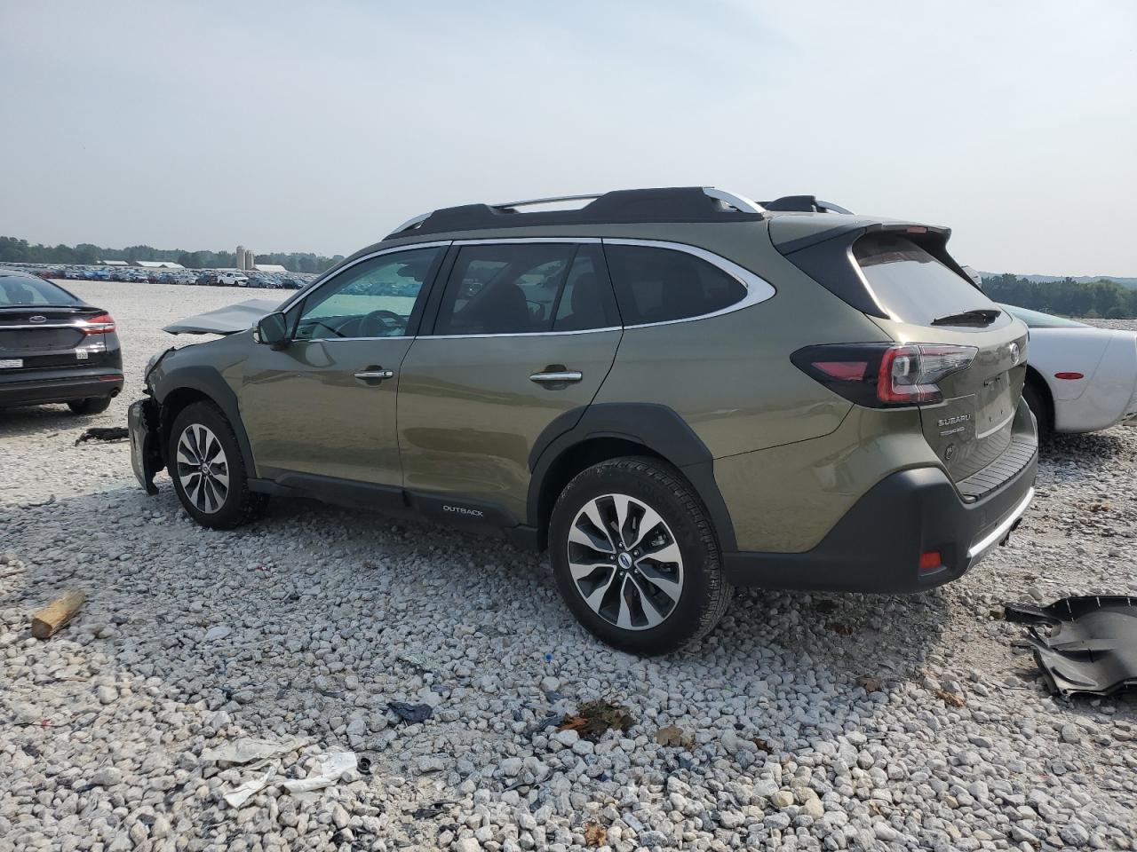 2025 Subaru Outback Touring - Фото 2