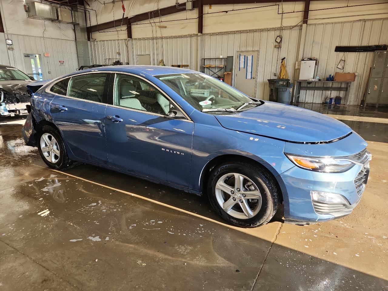 2024 Chevrolet Malibu Ls - Image 4