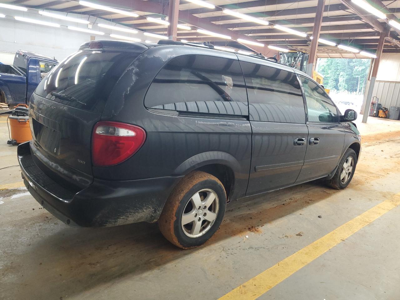 2005 Dodge Grand Caravan Sxt - Фото 3