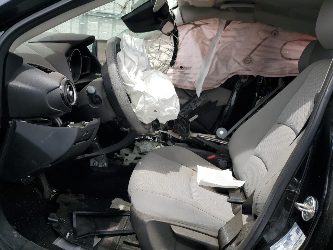 2019 Toyota Yaris L - Фото 7
