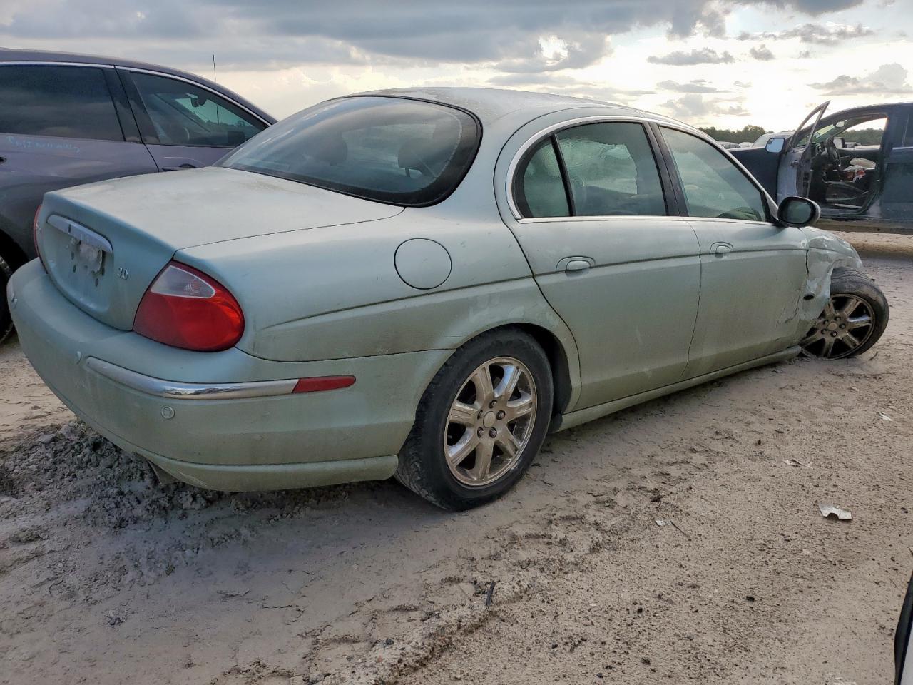 2004 Jaguar S-Type - Image 3